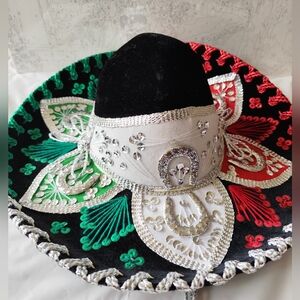 Authentic Salazar Yepez Sombrero Mariachi Hat Black Velvet Mexico Red Green